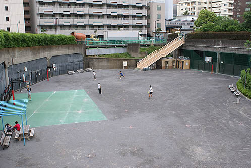 Tsukijigawa Park Basketball Court