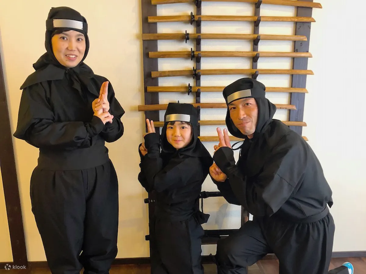 Ninja Workshop and Costume Rental Experience in Osaka - Master the Art of Ninjutsu in Osaka