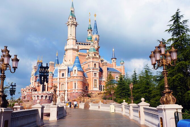 Disneyland or Disneysea 1-Day Admission Ticket From Tokyo - Ticket Pricing and Inclusions