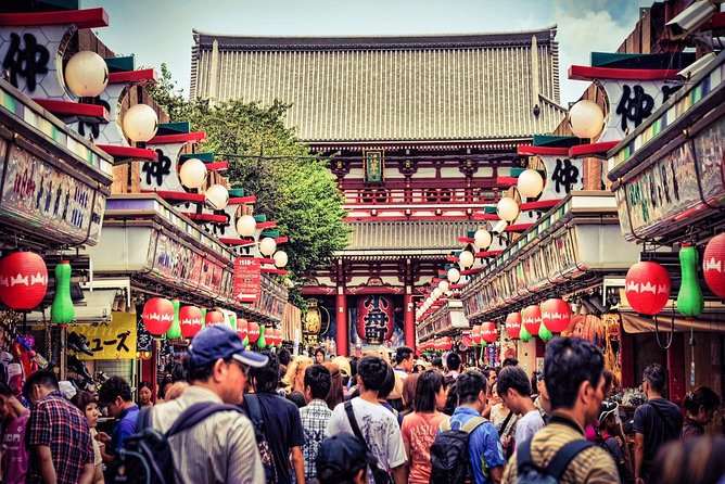 Hello Tokyo Walking Tour: Meiji Jingu, Senso-ji and Harajuku - Exploring the fascinating history of Senso-ji Temple
