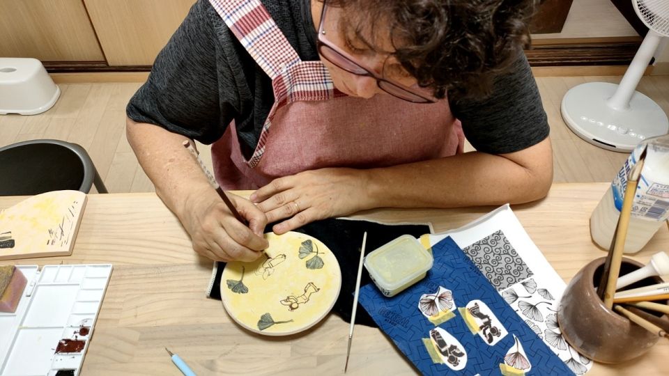 Osaka: Private Ceramic Painting Workshop - Activity Overview