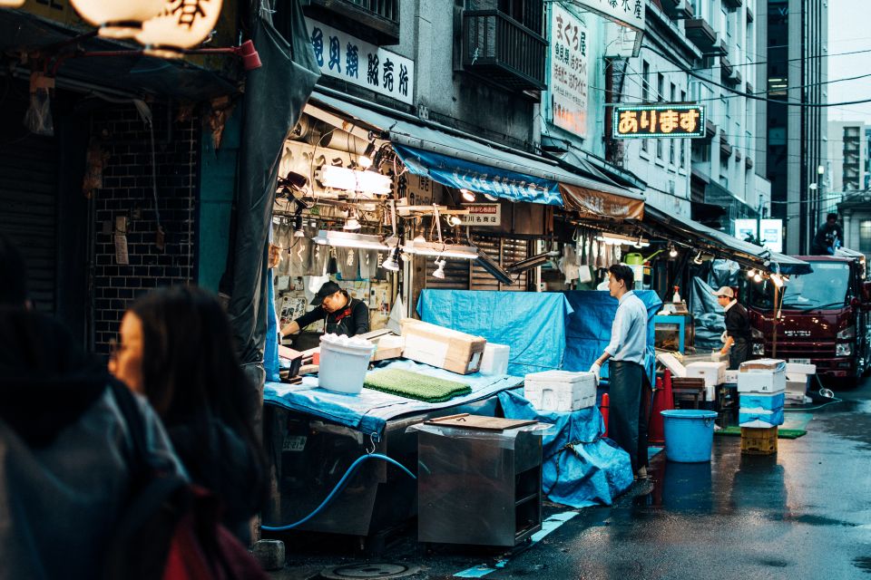 Tsukiji: Outer Market Walking Tour & Sake Tasting Experience - Activity Details