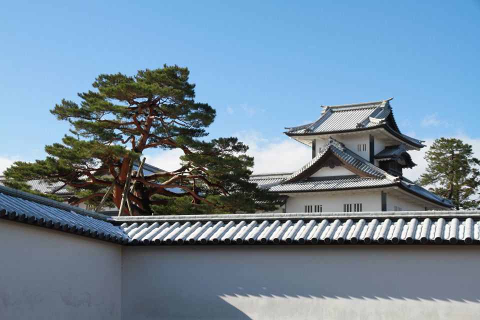 Kanazawa: Full-Day Private Guided Tour - Experience