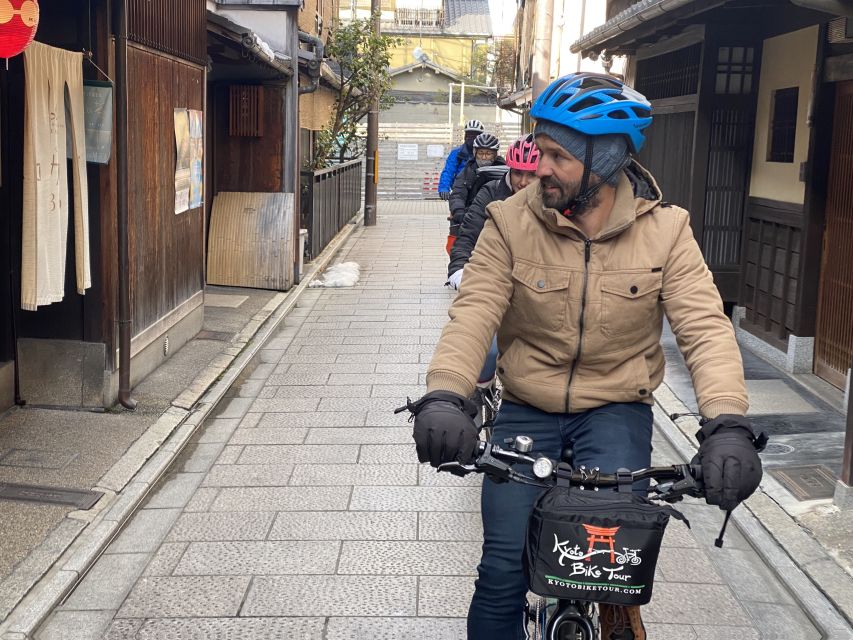 Kyoto: Full-Day City Highlights Bike Tour With Light Lunch - Tour Description