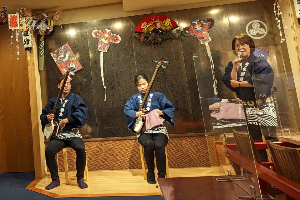 Live Traditional Music Performance Over Dinner - Experience Highlights
