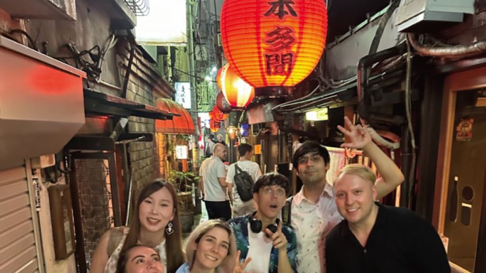 Tokyo: Shibuya at Night Deep Area Eating Tour - Experience Highlights