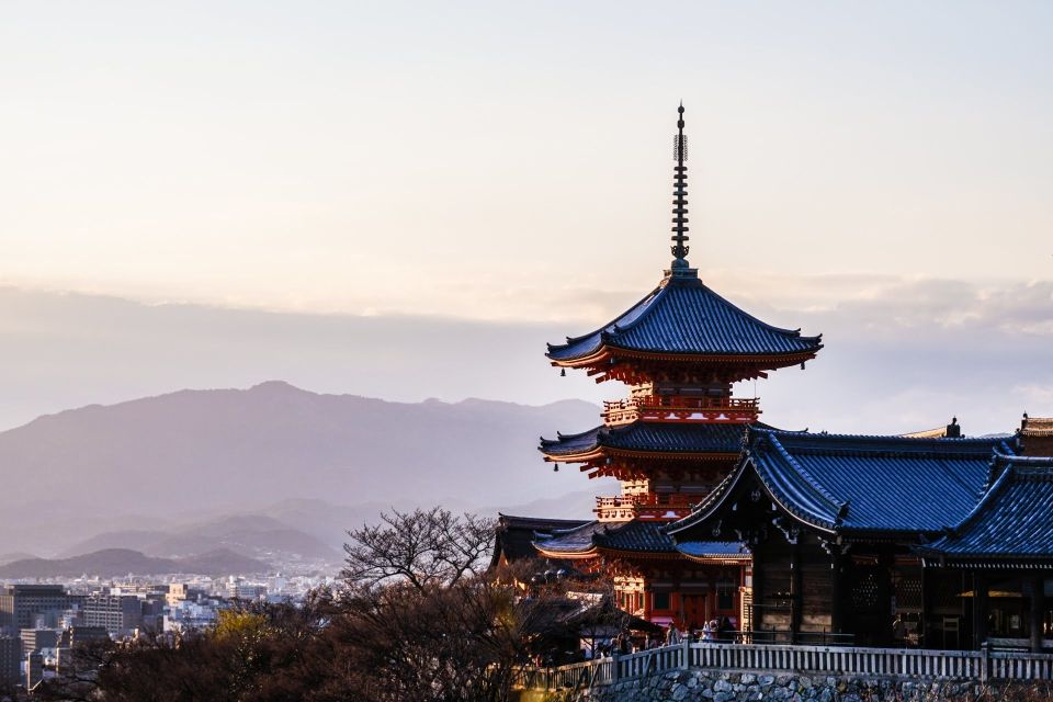 Kyoto: Historic Higashiyama Walking Tour - Full Description of the Tour