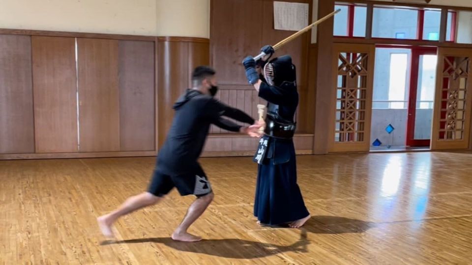 Okinawa: Kendo Martial Arts Lesson - What to Expect in a Kendo Lesson