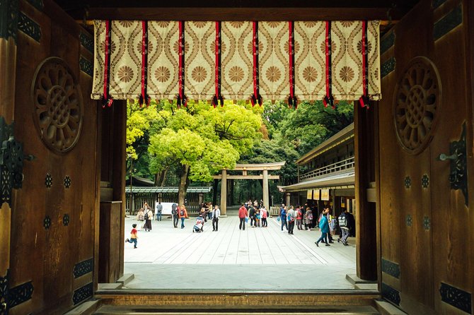 Understanding Japanese Culture Mythology and Lifestyle Through Study of Shinto - Shintoisms Impact on Japanese Lifestyle and Society