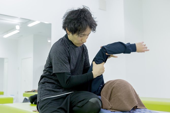 Experience Shiatsu Stretch in Japan - How Does Shiatsu Stretch Work