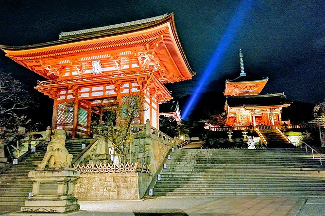 Kyoto Night Walk Tour (Gion District) - Nighttime Atmosphere
