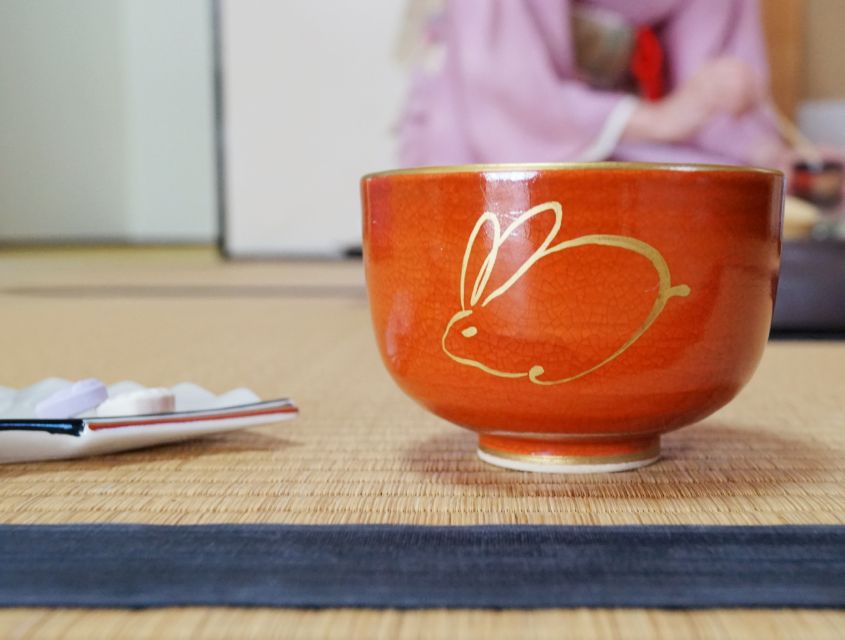 Tokyo: Tea Ceremony Class at a Traditional Tea Room - Authentic Tea Room Setting