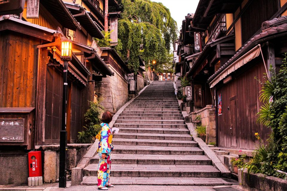 Kyoto: Gion Night Walk (Incl Drink & Souvenir Gift) - Gain a Deeper Understanding of Gion and Kyoto