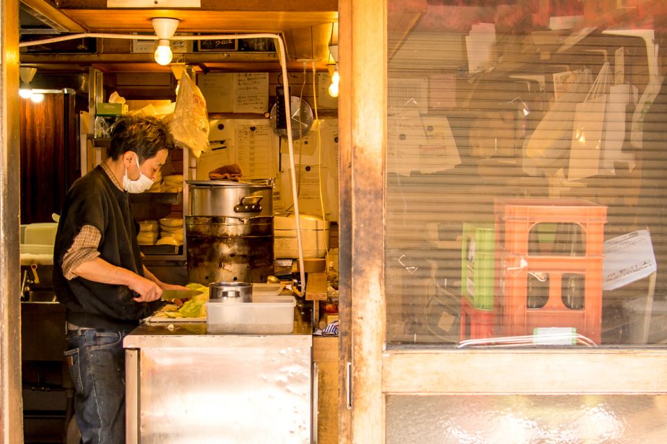 Tokyo: West-Side Walking & Street Food Tour - The Sum Up
