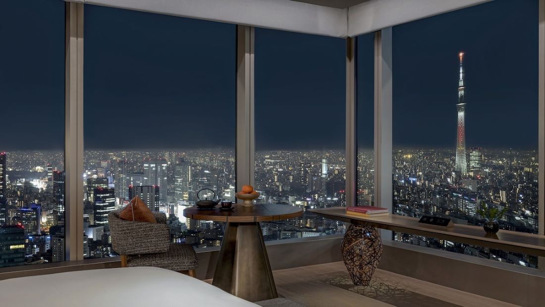 Four Seasons Hotel Tokyo Otemachi: Review & Photos