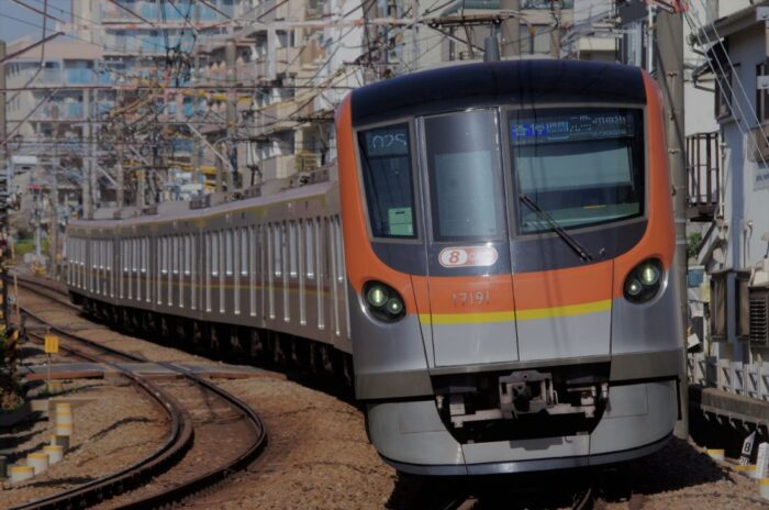Yurakucho Line Tokyo Metro