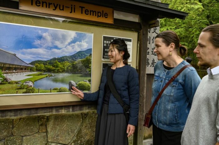 Arashiyama: Bamboo Grove and Temple Tour