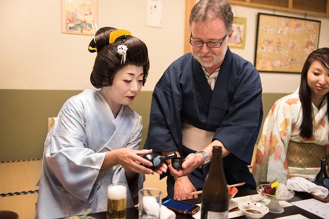 Authentic Geisha Performance and Entertainment Including a Kaiseki Course Dinner - Key Takeaways
