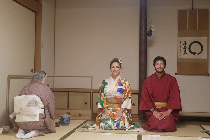 Authentic Tea Ceremony Experience While Wearing Kimono in Miyajima - Immersing Yourself in Japanese Culture: Wearing a Kimono