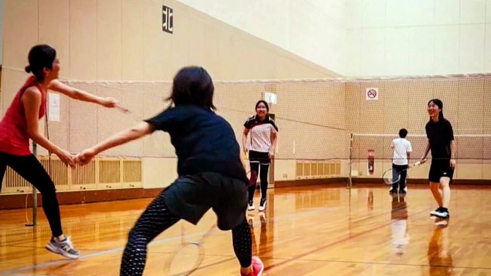 Badminton in Osaka With Local Players! - Quick Takeaways