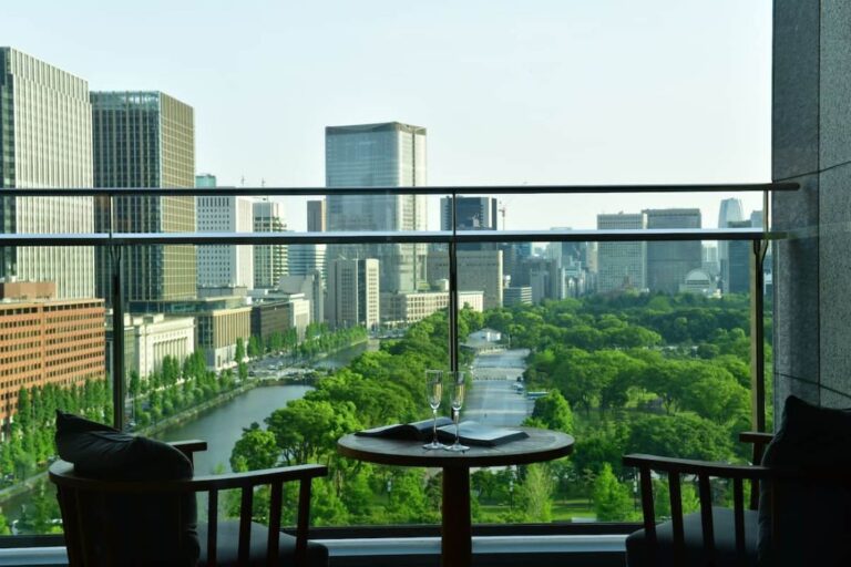 Palace Hotel Tokyo Review: Best Luxury Hotel Near The Imperial Palace