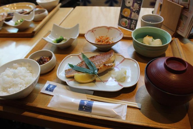 Flavors of Japan Food Tour in Tokyo - Indulging in Tokyos Street Food Scene