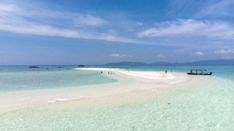 From Ishigaki: Hamajima and Taketomi Island Snorkel Trip