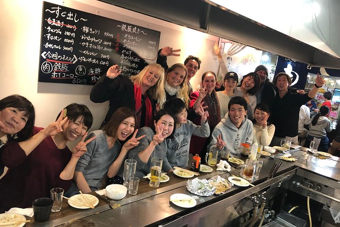 Hiroshima: Local Favorites Private Night Food Tour