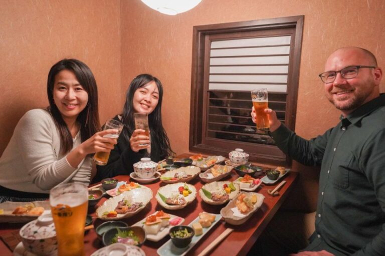 Kyoto: 3-Hour Night Foodie Tour in Gion