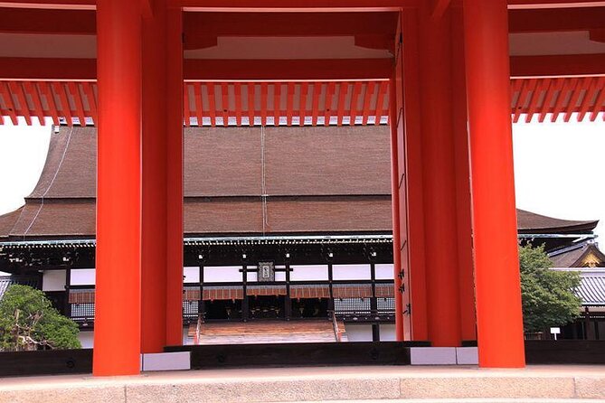 Kyoto Imperial Palace and Nijo Castle Walking Tour