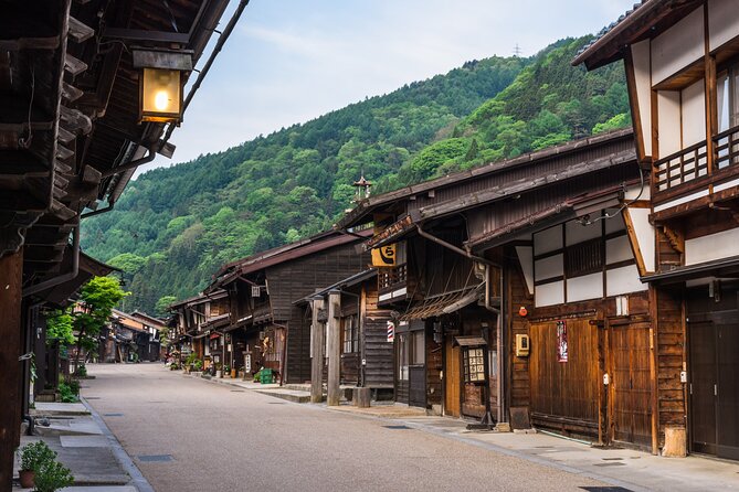 Magome & Tsumago Nakasendo Trail Day Hike With Government-Licensed Guide - Quick Takeaways