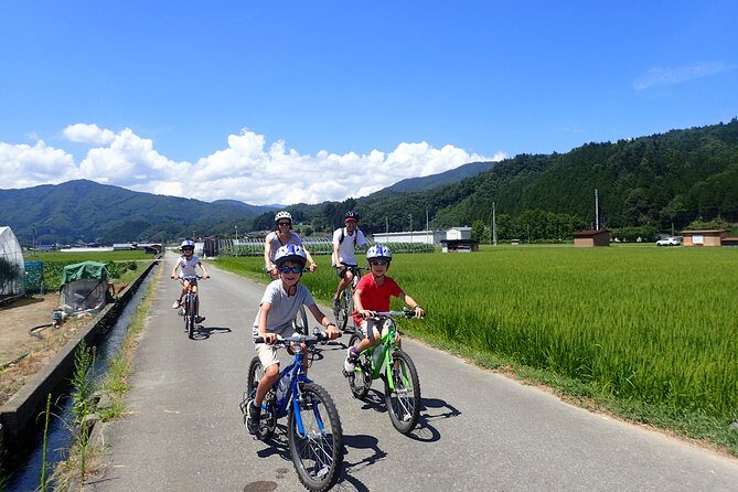 private-group-morning-cycling-tour-in-hida-furukawa4