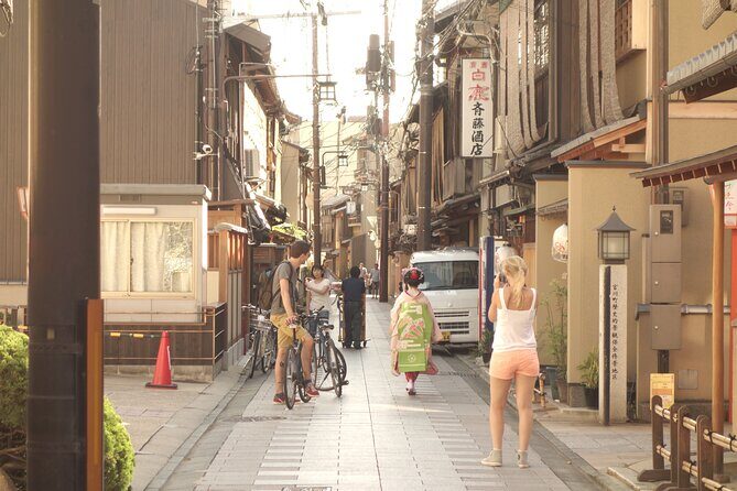 small-group-bicycle-tour-highlights-of-kyoto8
