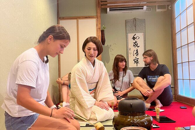 tea-ceremony-experience-in-osaka-doutonbori10